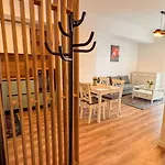 Apartman Cute Coresi Brassó