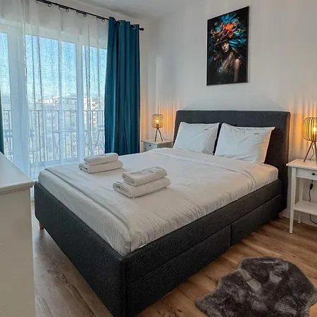 Cute Coresi Apartmán